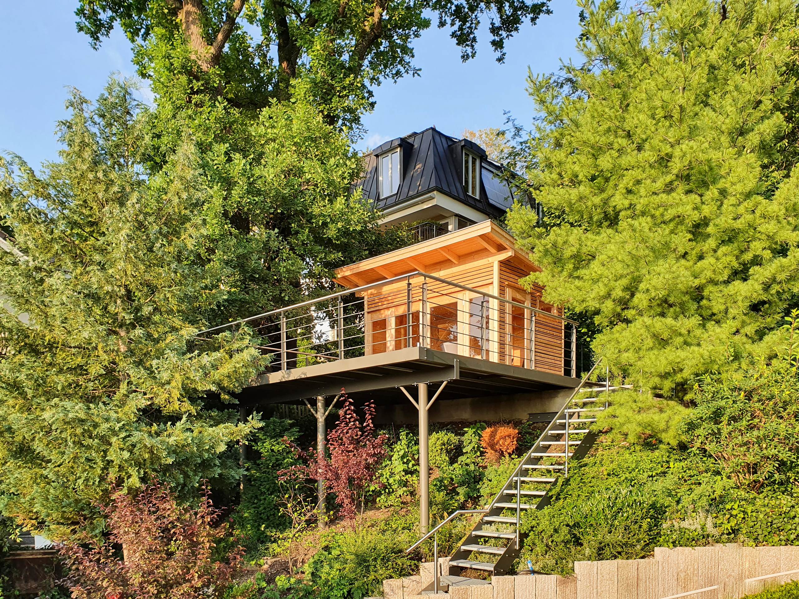 Premium Gartenhaus Cara Yoga - Gartenhaus Herkommer