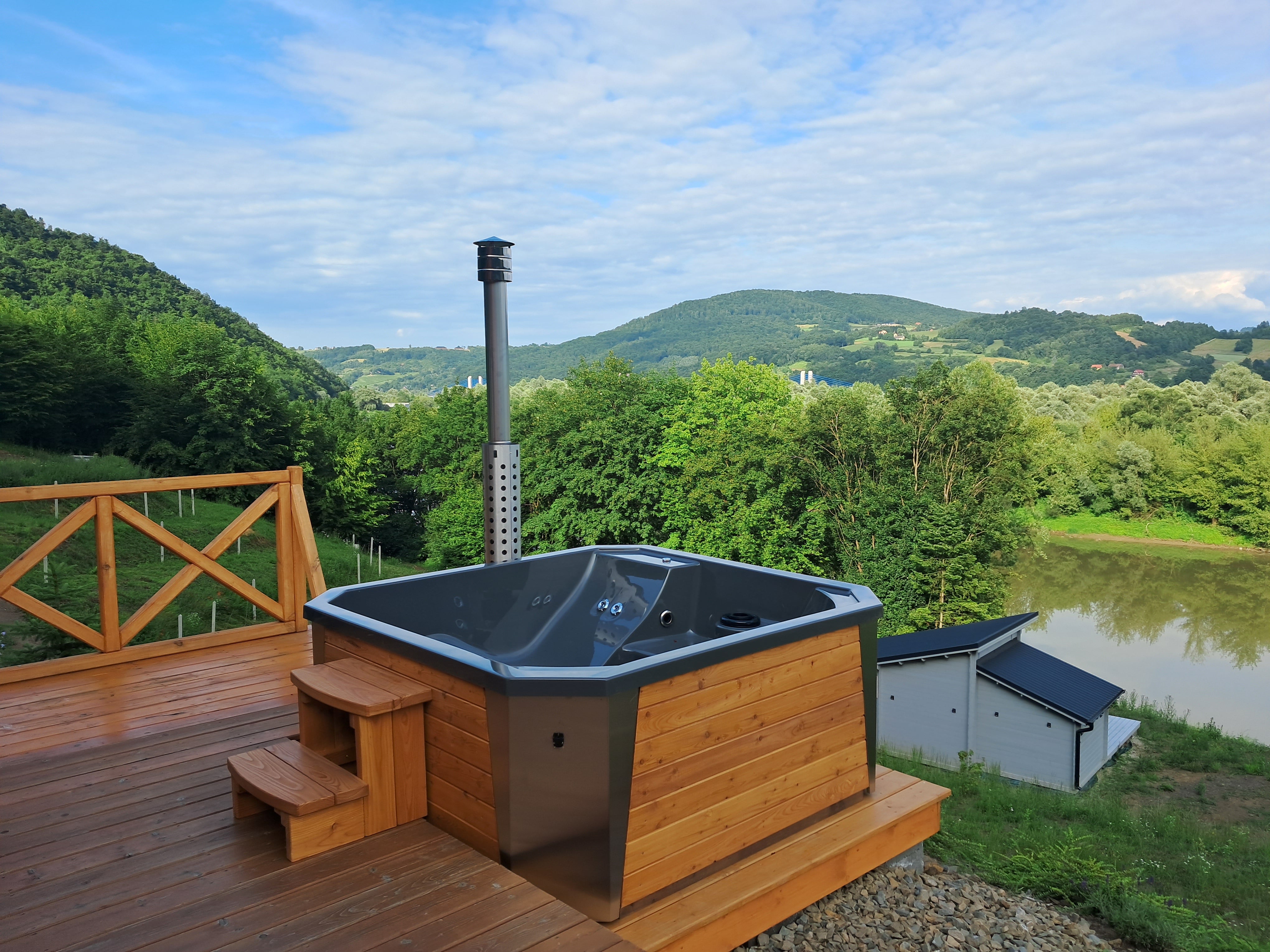 Premium Hot Tub Mod. POPRAD