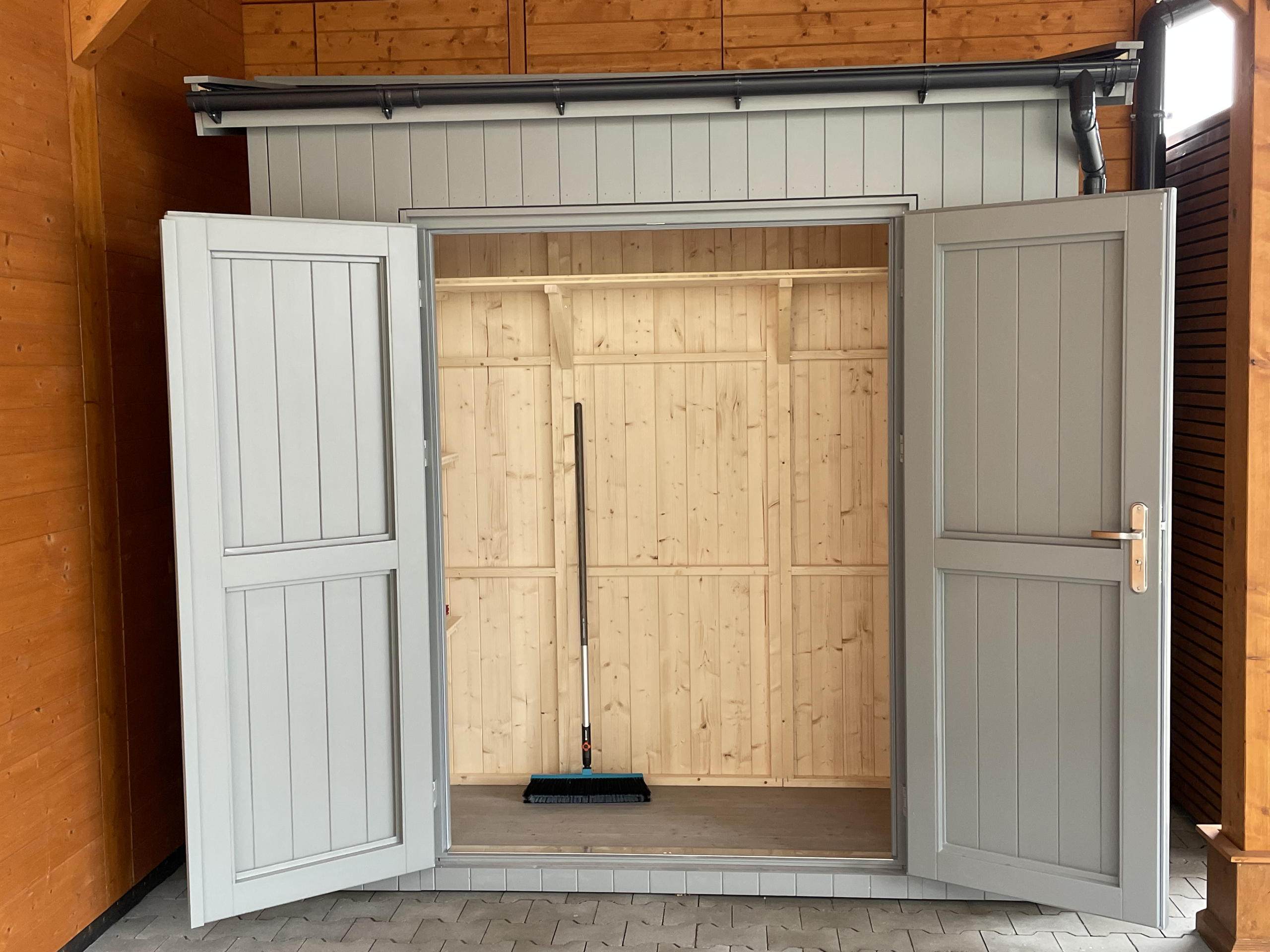 MH Geräteschrank 03