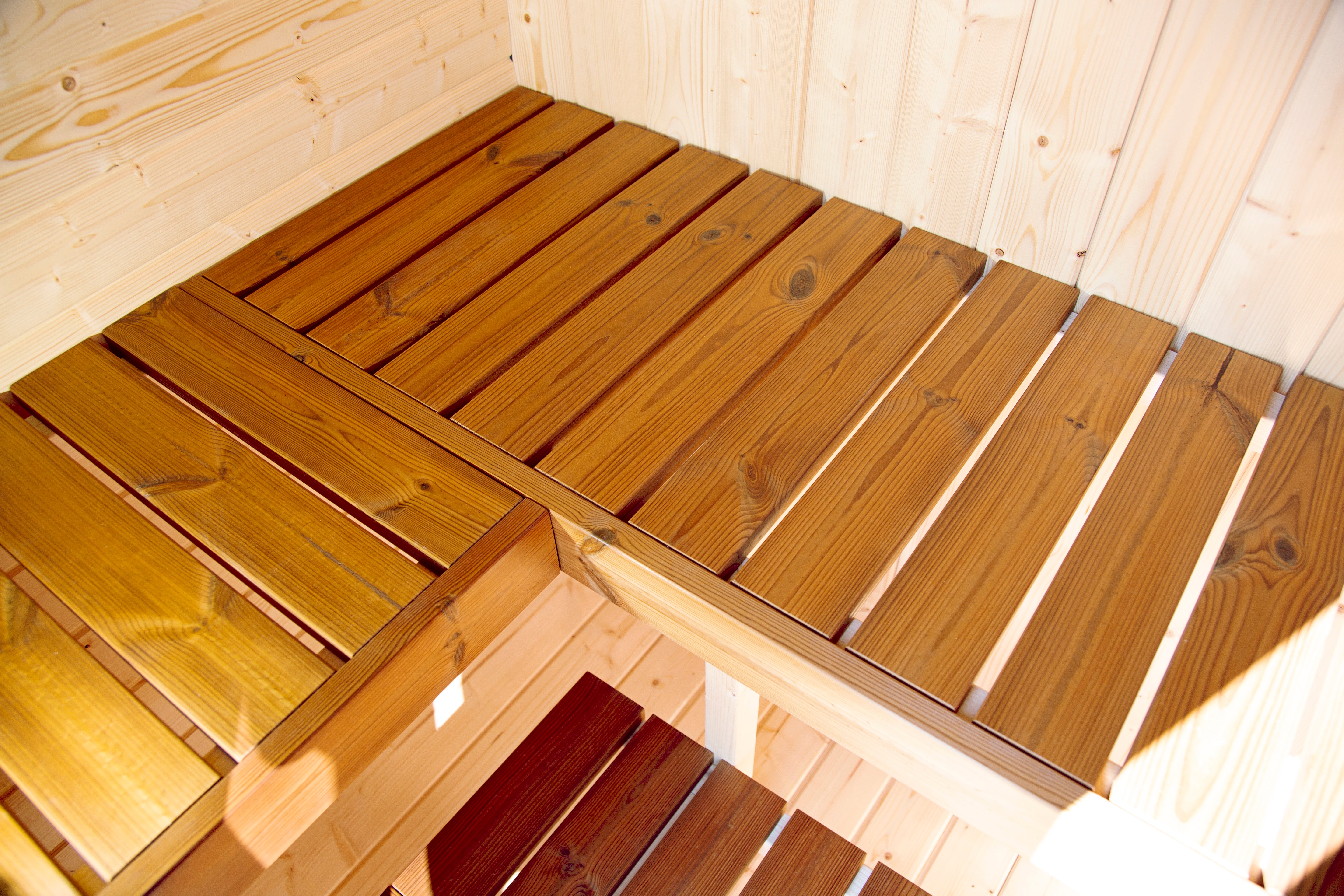 Cees 2113 Bausatz mit schwarzen Dachschindeln Gartensauna - Gartenhaus Herkommer