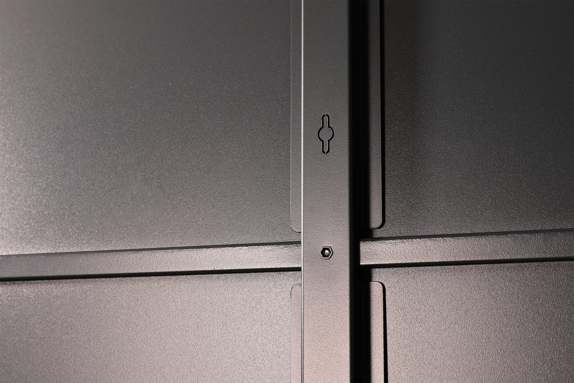 Metall-Gartenhaus / Gerätehaus Thorin 4724 Anthrazit mit Terrasse - Gartenhaus Herkommer